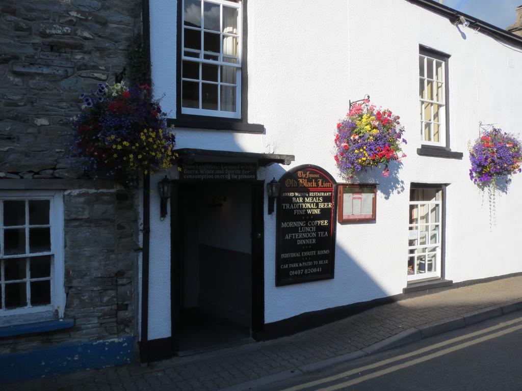 The Old Black Lion Hay-On-Wye Exterior foto