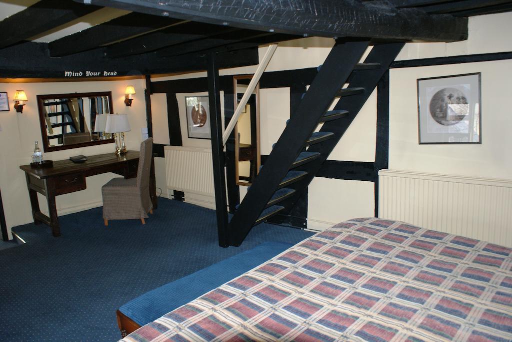 The Old Black Lion Hay-On-Wye Habitación foto